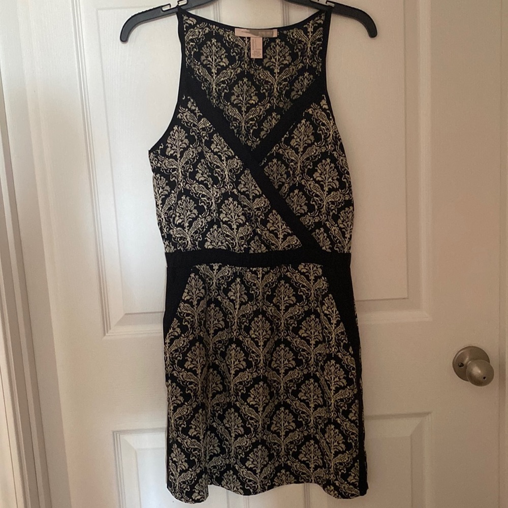 Detailed black and white dress